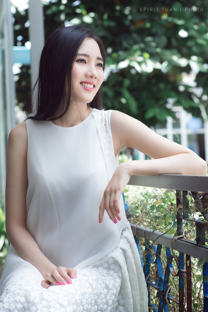 老卫和淑蓉的船上生活视频